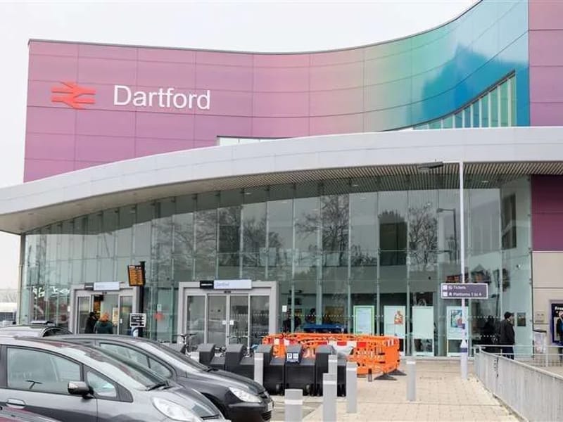 Hd2-1 in Dartford, England photo 3