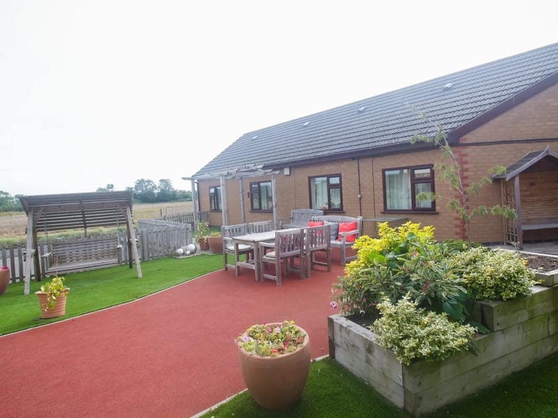 Long Lea Residential Home - Nursing Home in Nuneaton, England photo 2