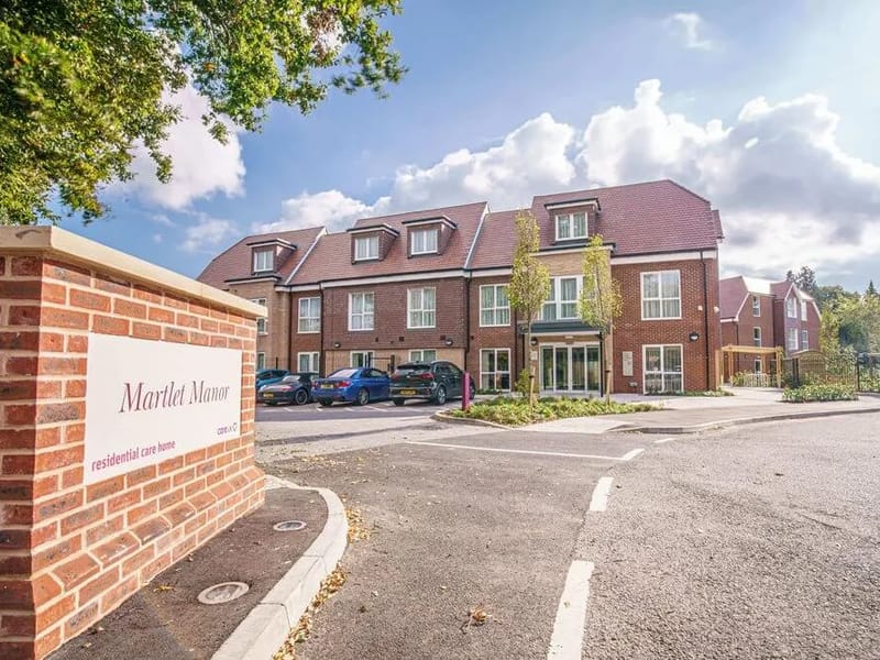 Martlet Manor - Nursing Home in Haywards Heath, England photo 2