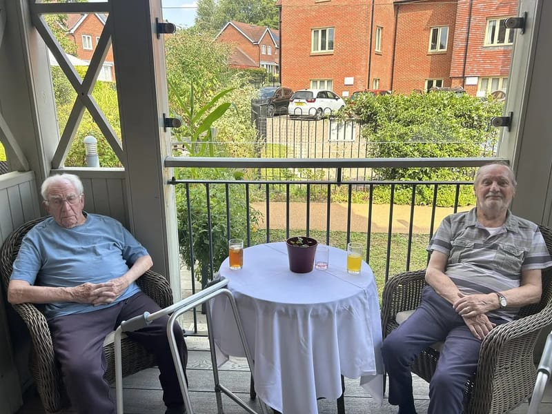 Orchard Gardens - Assisted Living in Eastleigh, England photo 2