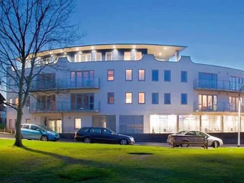 Mariners Park Care Home - Nursing Home in Wallasey, England photo 3