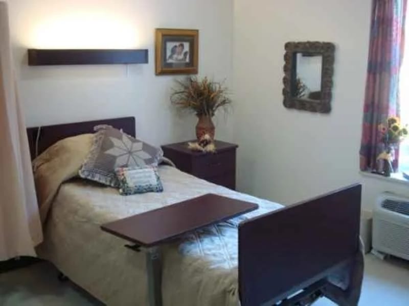 Dyer Nursing and Rehabilitation Center - Nursing Home in Dyer, TN photo 2