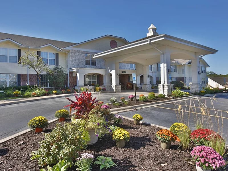Bickford - Peoria I House — Assisted Living, Peoria, IL · photo 1
