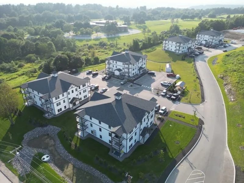 Court Street - Assisted Living in Auburn, ME photo 3