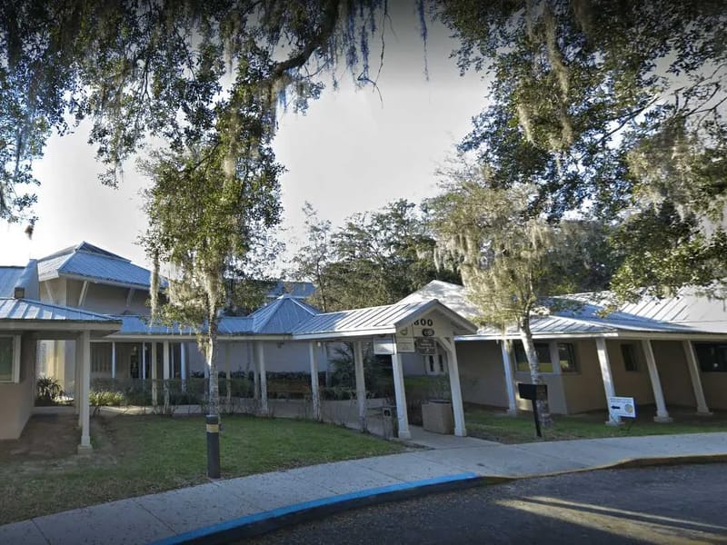 Hernando Bus - Medical Transport in Brooksville, FL photo 2