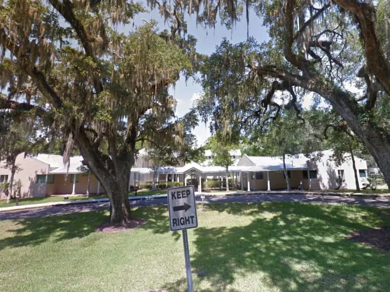 Hernando Bus - Medical Transport in Brooksville, FL photo 1