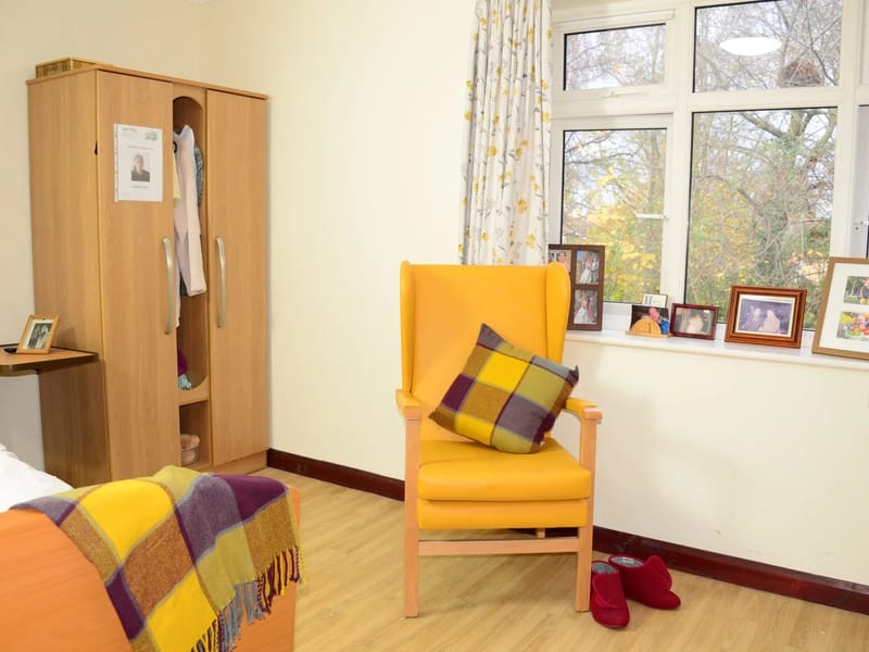 Fieldhouse Care Home - Nursing Home in Rochdale, England photo 2