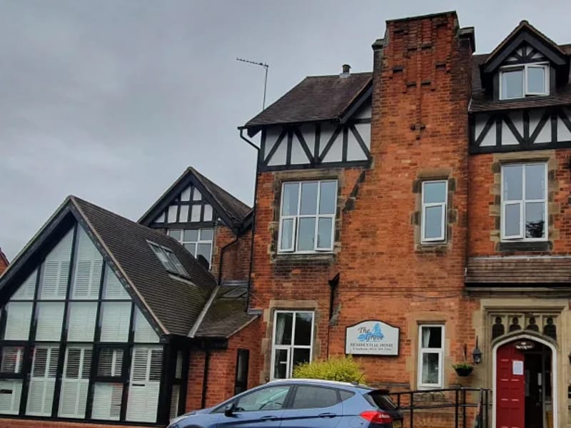 The Grove Residential Home - Nursing Home in Solihull, England photo 3