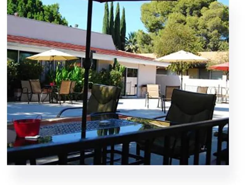 Abbey Road Villa - Assisted Living in Sylmar, CA photo 2