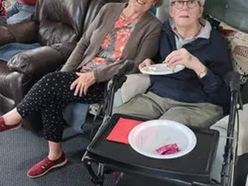 Waverley House - Nursing Home in Alfreton, England photo 1