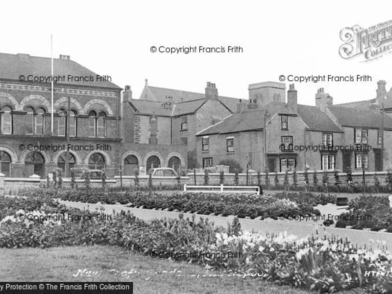 Whitethorne Gardens in Hartlepool, England photo 3