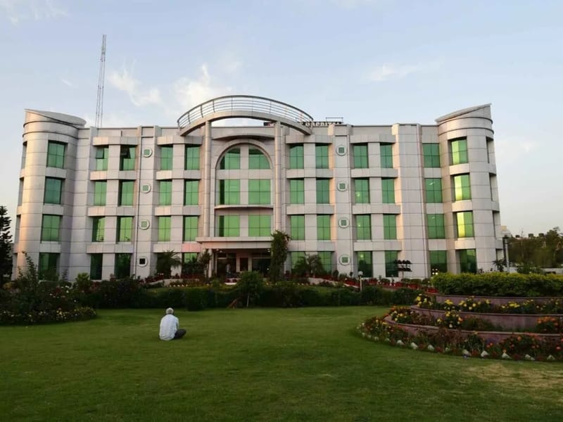 Divine Heart & Multispecialty Hospital (A Unit of Divine Heart Hospital & Research Centre Pvt. Ltd.) - अस्पताल in Lucknow, Uttar Pradesh photo 1