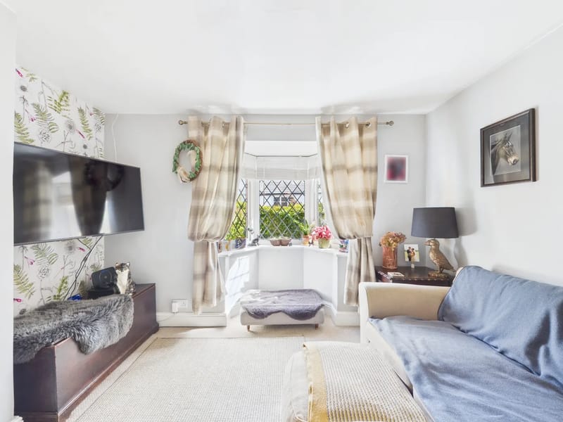 Holly Cottage - Memory Care in Ashford, England photo 2