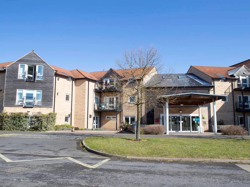 Oxlip House - Assisted Living in Bury St Edmunds, England photo 2