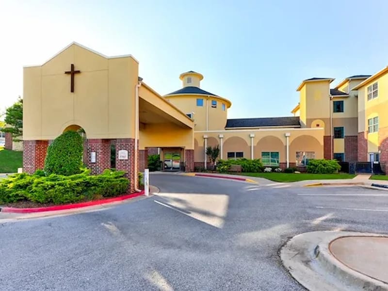 Warr Acres Nursing Center — Nursing Home, Oklahoma City, OK · photo 3