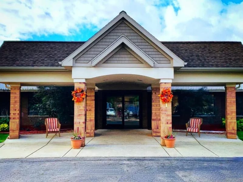 Holt Senior Care and Rehab Center - Nursing Home in Holt, MI photo 2