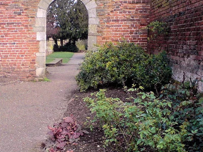 Priory Gardens - Assisted Living in Pontefract, England photo 2