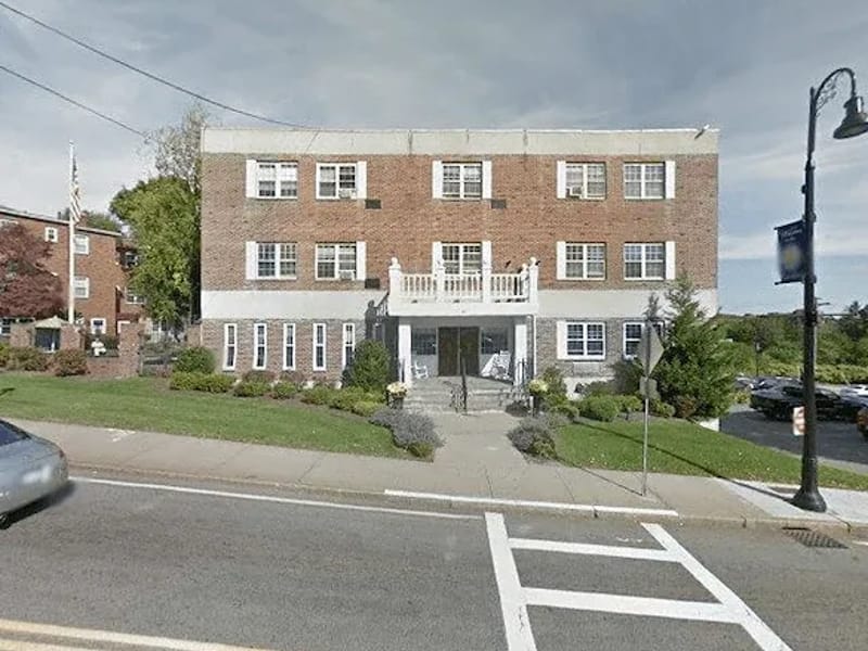 Royal Norwell Nursing & Rehabilitation Center LLC — Nursing Home, Norwell, MA · photo 3