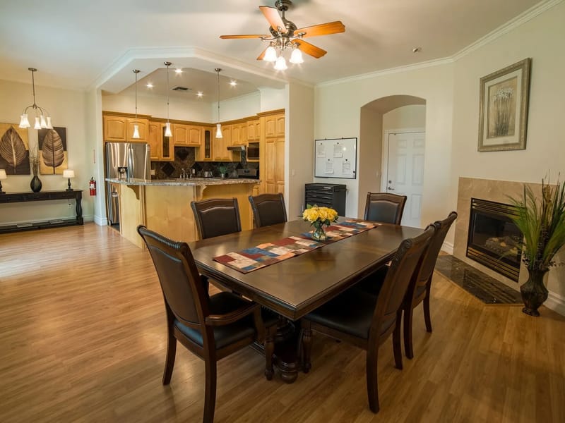Carehaven Valencia - Assisted Living in Citrus Heights, CA photo 2