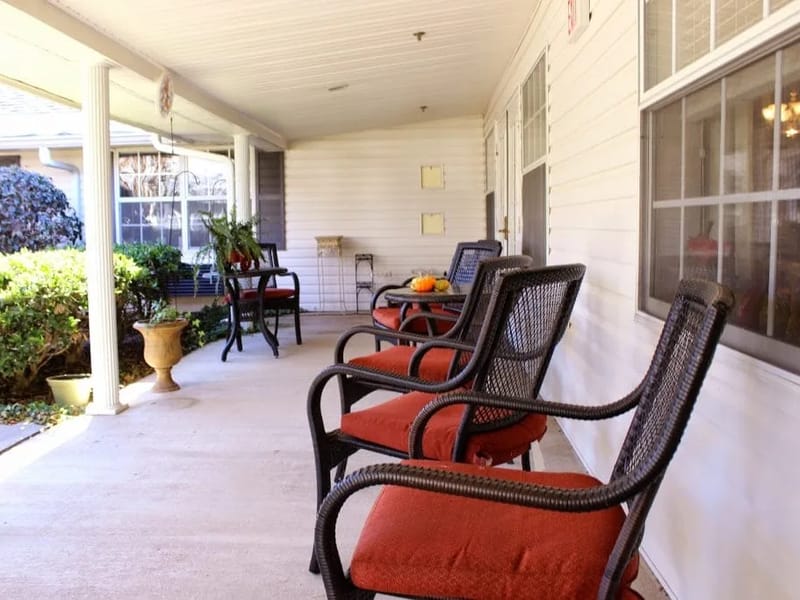 Sugar Creek Retirement Center - Assisted Living in Brownsville, TN photo 3
