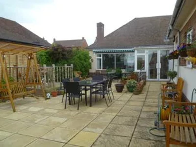 58 Crantock Drive - Assisted Living in Bristol, England photo 2