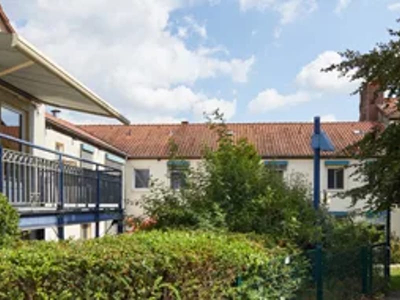 Altenheim Quellenhof - Pflegeheim in Bielefeld, Nordrhein-Westfalen photo 2