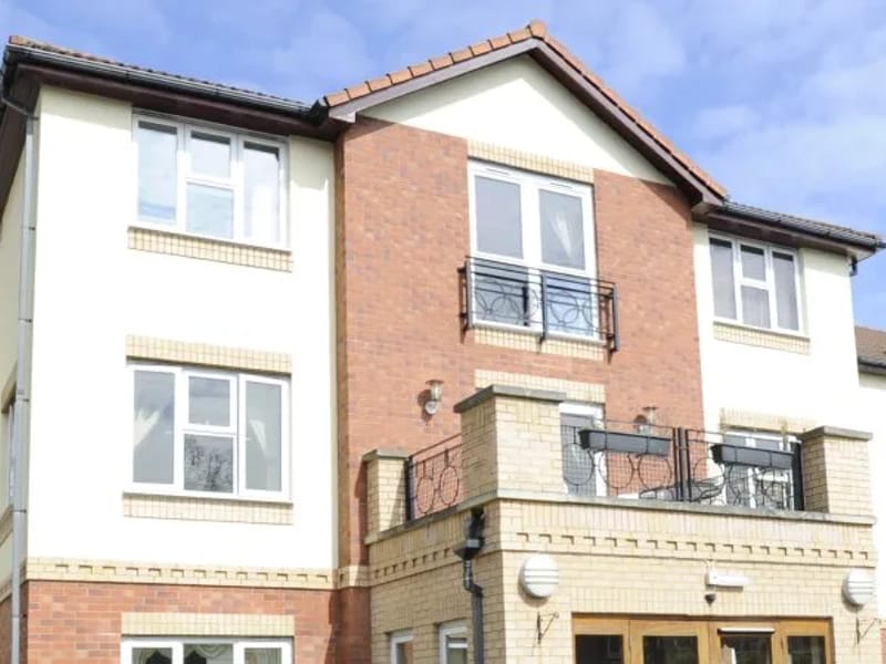Parkside Care Home - Nursing Home in Reading, England photo 1