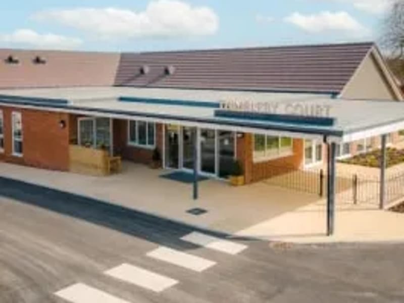 Ferndene Care Home - Nursing Home in Gainsborough, England photo 3