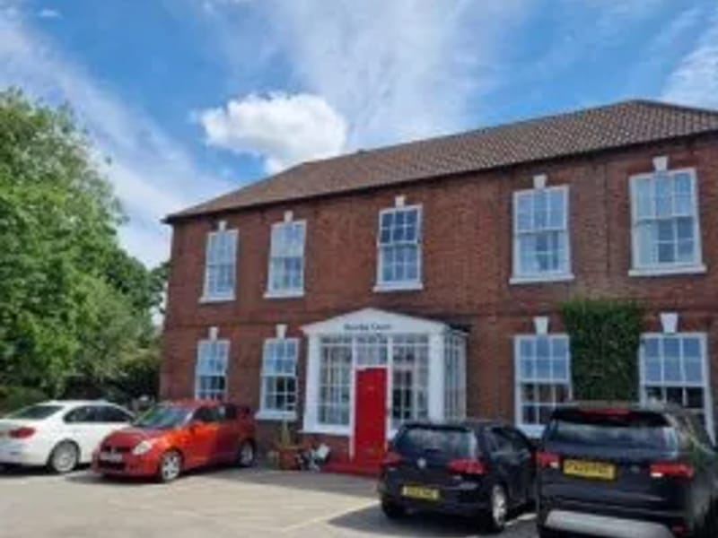 Willowcroft Care Home - Nursing Home in Sutton In Ashfield, England photo 2