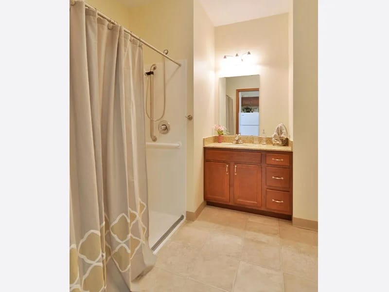 Autumn Glen Senior Living - Assisted Living in Coon Rapids, MN photo 1
