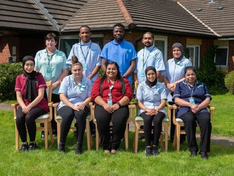 Linden House Care Home in Rochdale, England photo 3