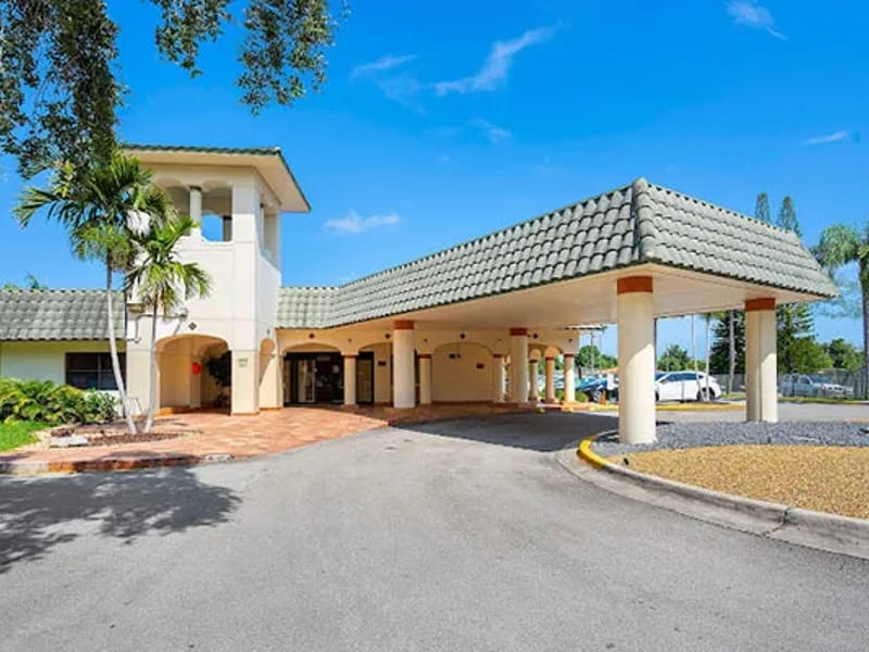 Coral Gables Nursing and Rehabilitation Center - Nursing Home in Miami, FL photo 2