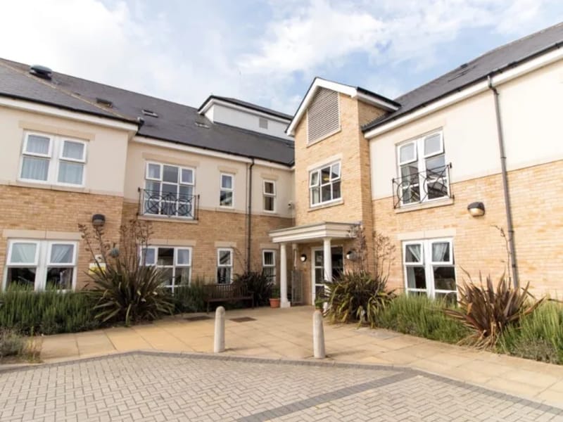 Handford House Care Home - Assisted Living in Ipswich, England photo 2