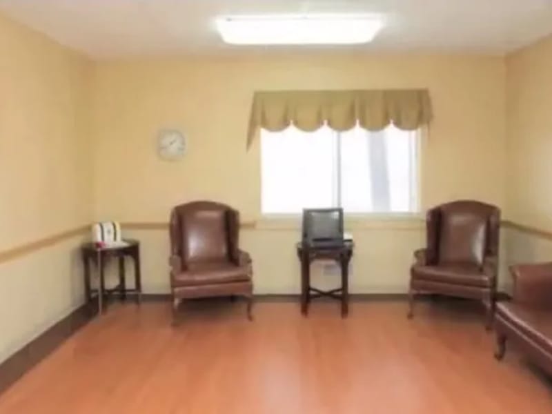 South Health and Rehabilitation, LLC - Nursing Home in Birmingham, AL photo 2