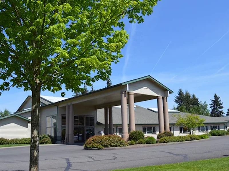 Creekside Health and Rehab of Cascadia - Nursing Home in Eugene, OR photo 2