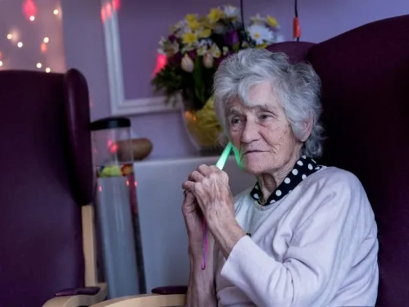 Manor Park Care Home - Assisted Living in Keighley, England photo 5