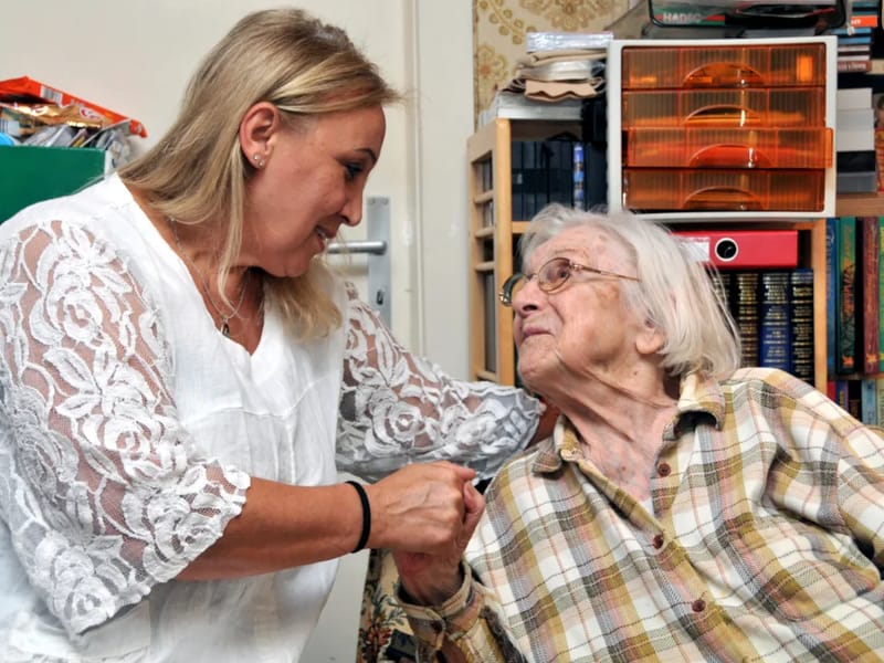 AKA Amb. Kranken- u. Altenbetreuung Y. Arslan - Häusliche Pflege in Hamburg, Free and Hanseatic City of Hamburg photo 1