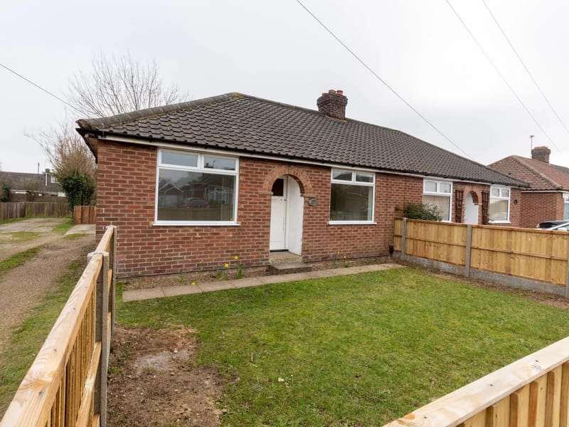 Hellesdon Bungalows in Norwich, England photo 2