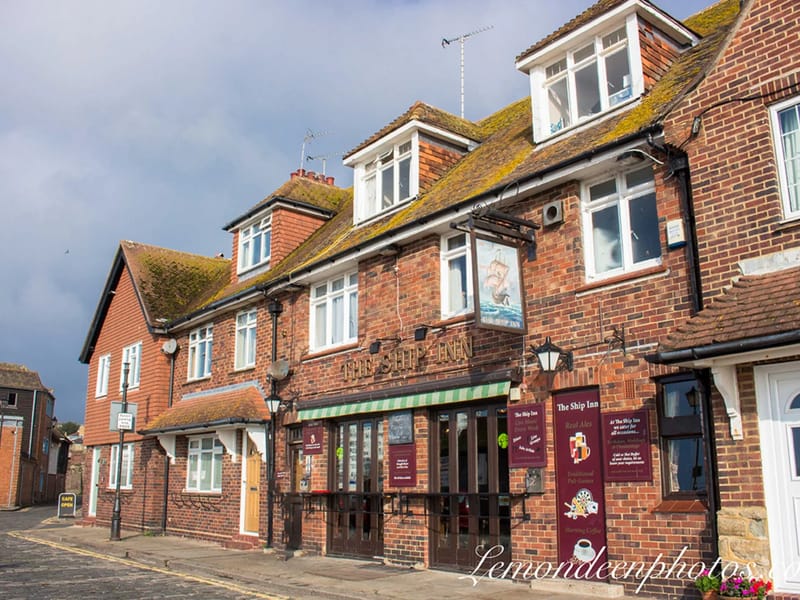 Burnham - Nursing Home in Folkestone, England photo 3