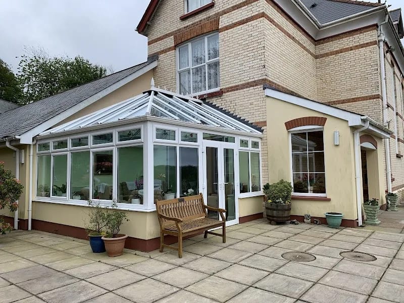 R C Care Rosehill Ltd - Nursing Home in Bideford, England photo 2