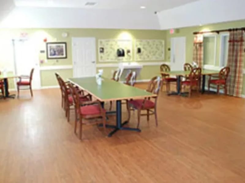 Fountain View of Monroe - Nursing Home in Monroe, MI photo 2