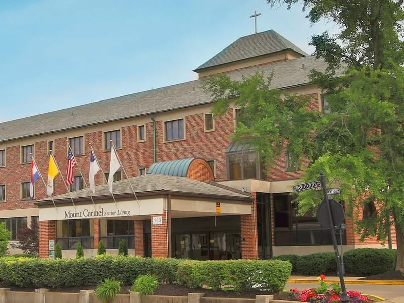 Lauren Meadows Wellness & Rehabilitation - Nursing Home in Saint Charles, MO photo 3