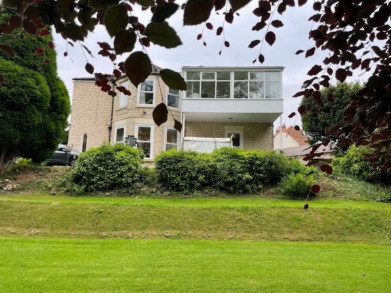 The Dale Residential Home - Nursing Home in Doncaster, England photo 8