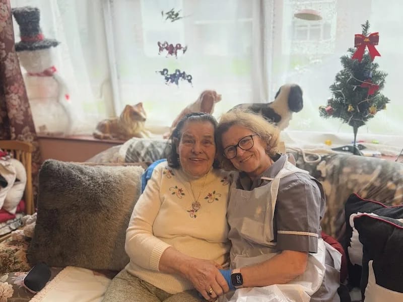 SD Care Agency - In-Home Care in Guildford, England photo 6