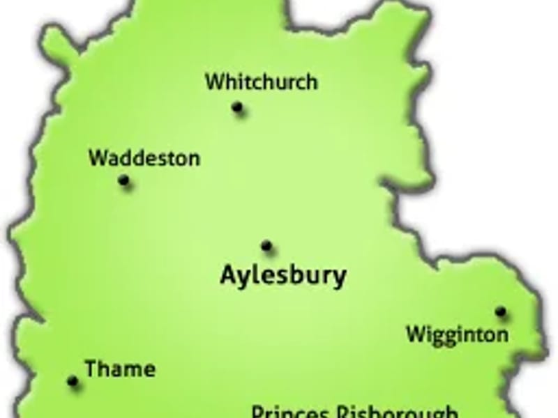 The Crossings in Aylesbury, England photo 2