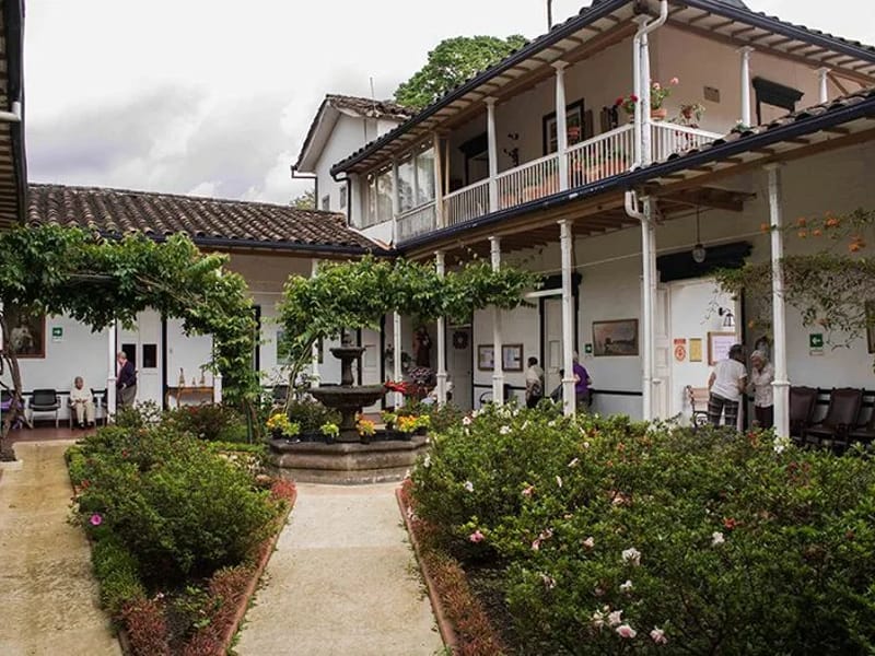 Hogar Para Ancianos Fundacion E. Addelry - Hogar de Ancianos in TANDIL, BUENOS AIRES photo 1