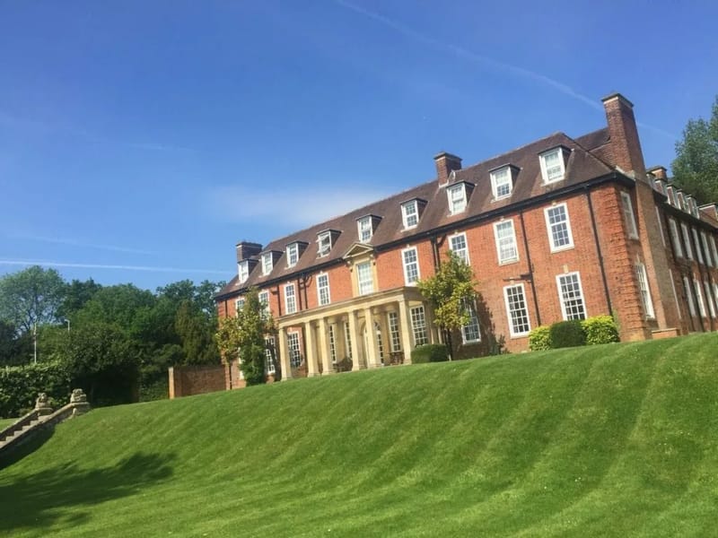 Manor House Residential Home - Nursing Home in Market Harborough, England photo 5