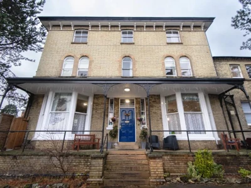Linden Manor - Assisted Living in Wellingborough, England photo 3