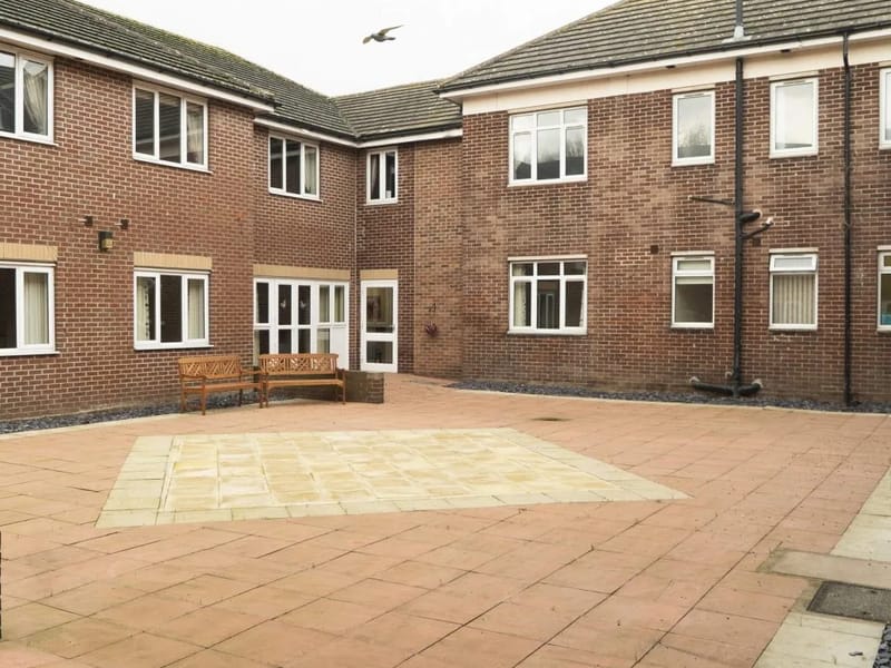 Jubilee Villa Care Home Ltd - Nursing Home in Shrewsbury, England photo 3