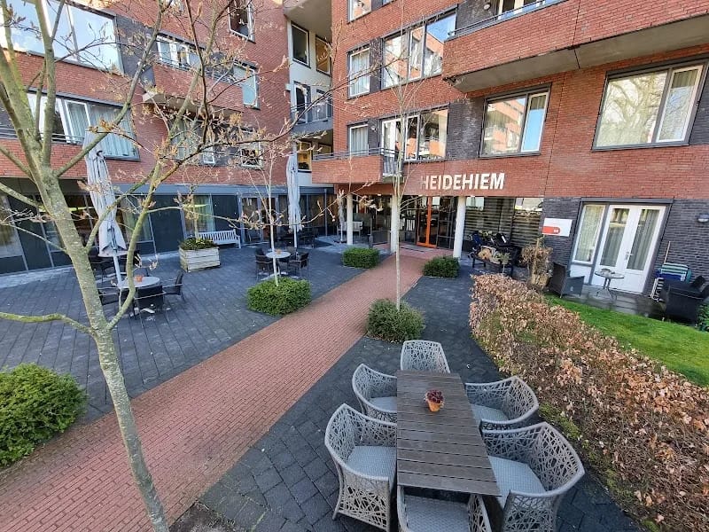Woon en Zorgcentrum Heidehiem/Verpleegunit De Olmen - Verpleeghuis in Emmen, Overijssel photo 2